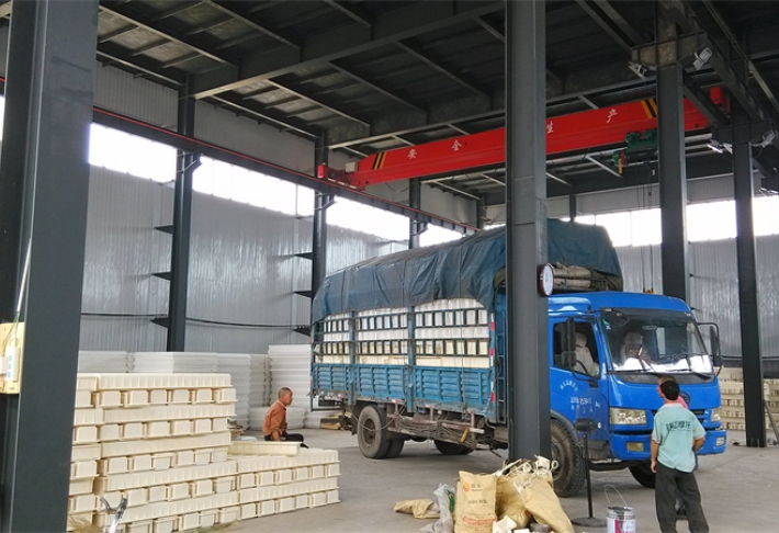 工廠(chǎng)設(shè)備